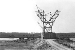 1960-Bau-der-Rohrbruecke-Mannswoerth-2